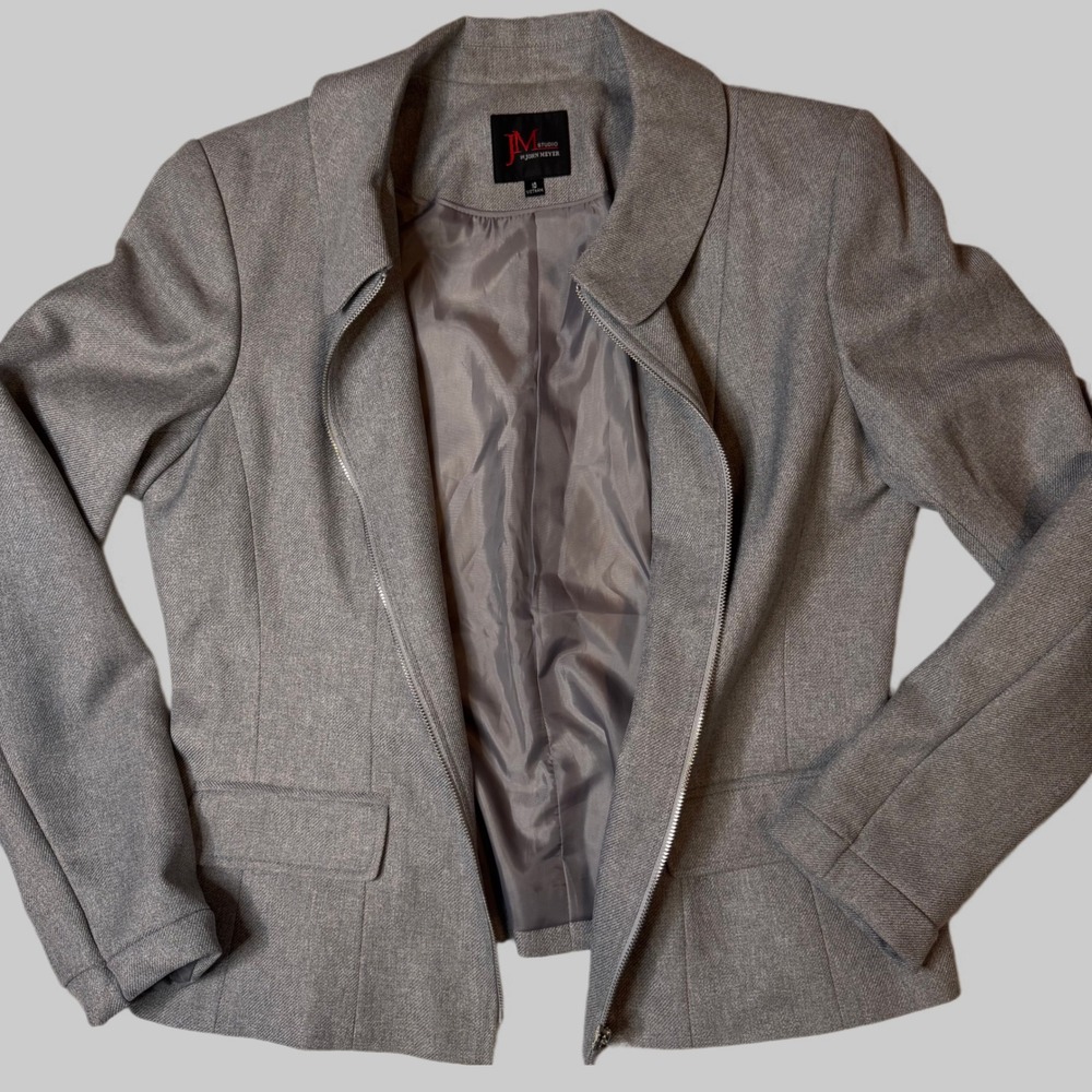 Blazer style zip up Gray women's size 10 JM Collection work or casual excellent